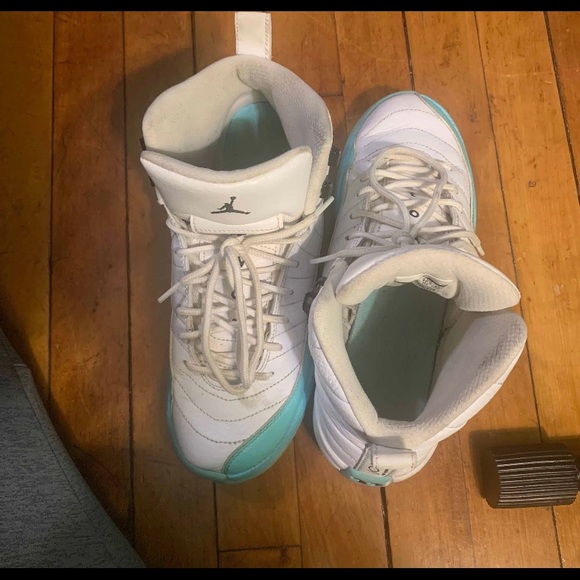 Air Jordan 12 GS ‘Light Aqua’ - Picture 8 of 10